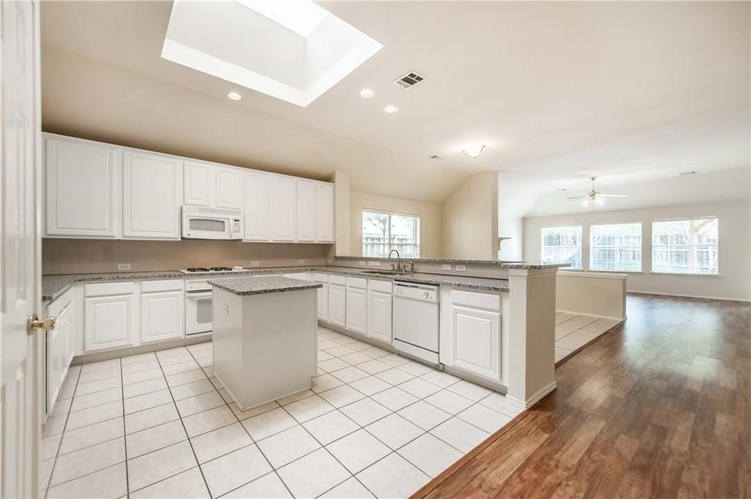 2424 Brycewood Ln - Photo 5 of 28