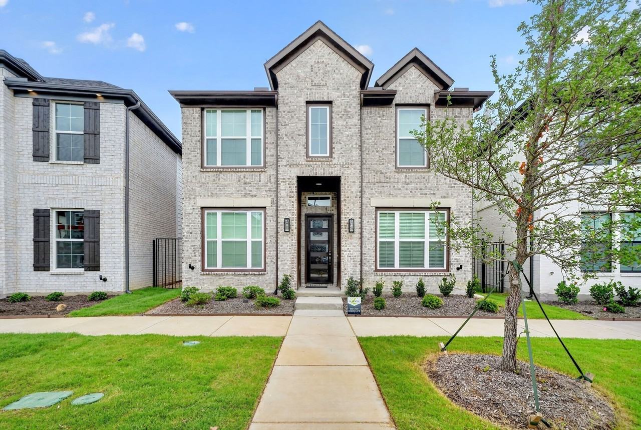 7340 Confetti Ln - Photo 2 of 38