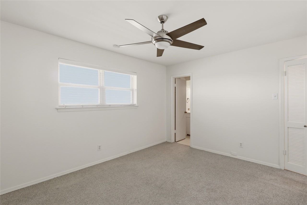 7935 Royal Ln #217 - Photo 6 of 11