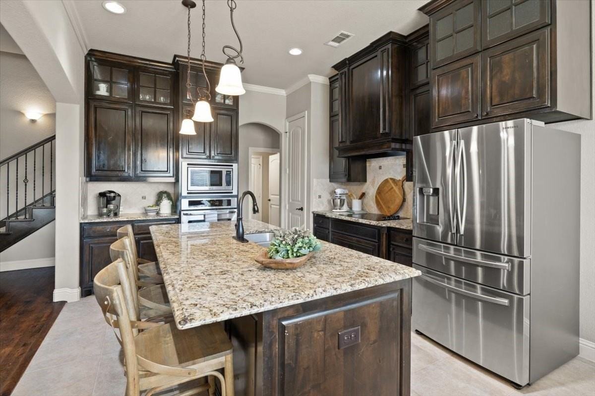 123 Claremont Dr - Photo 4 of 33