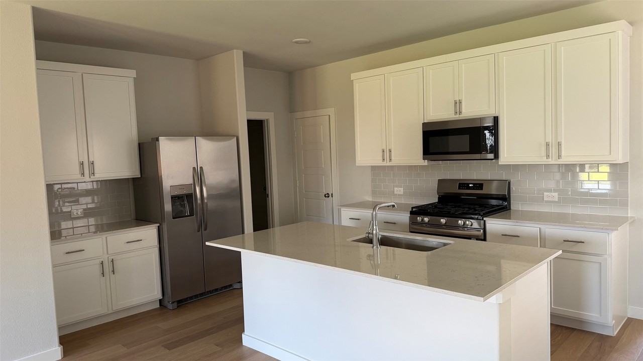 865 River Ln - Photo 5 of 19