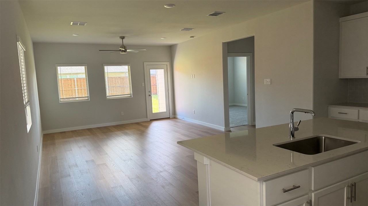 865 River Ln - Photo 6 of 19