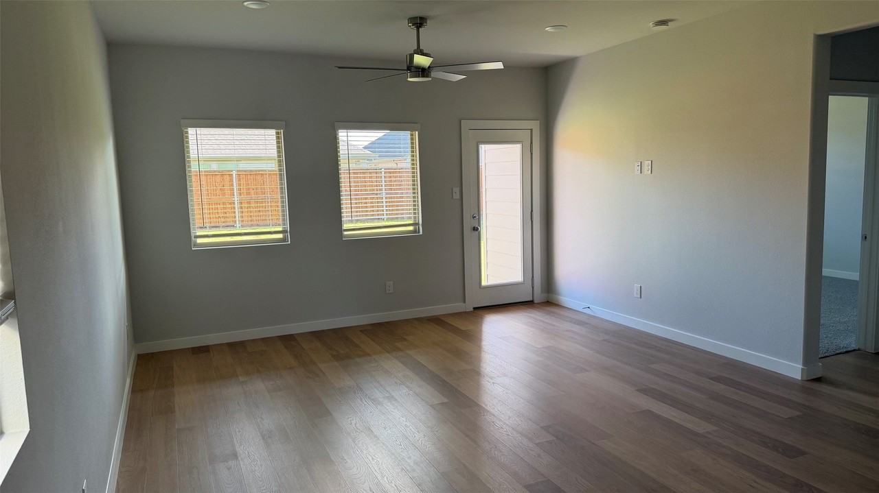 865 River Ln - Photo 7 of 19