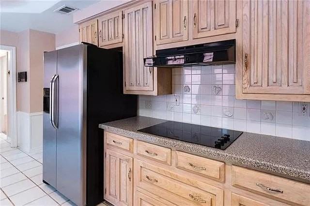 16209 Havenglen Dr - Photo 2 of 24