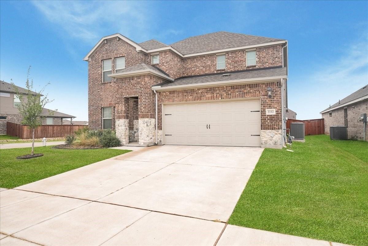 2232 Sun Star Dr - Photo 6 of 37
