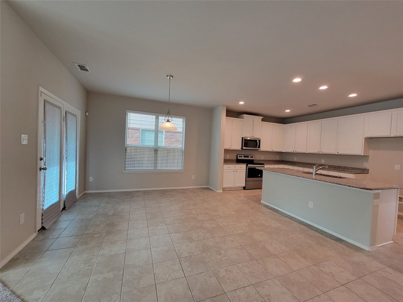 4725 Redbud Dr - Photo 6 of 22