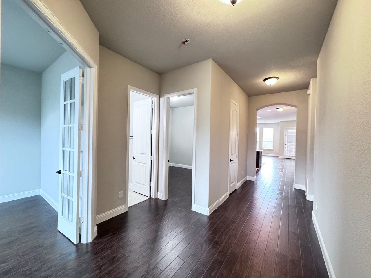 311 Lexington Ave - Photo 3 of 22