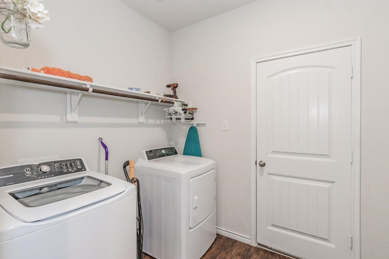 2444 Evening Stone Dr - Photo 4 of 14