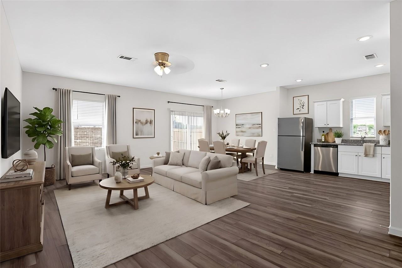 4725 Harlequin Dr - Photo 4 of 20
