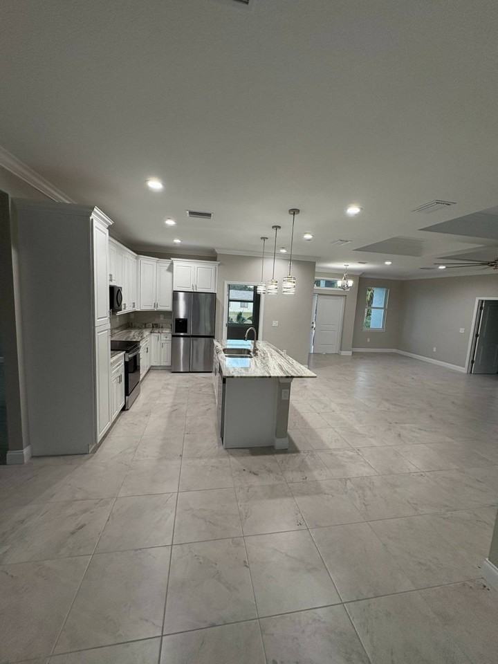 350 Altoona St Nw - Photo 7 of 9