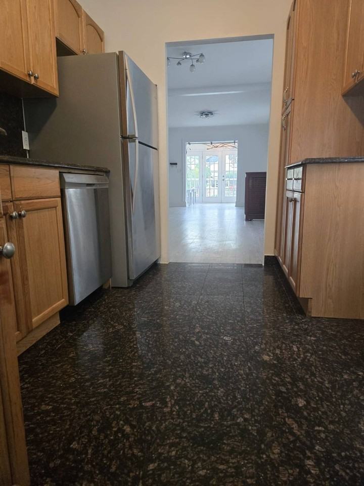73rd Street & 21st Ave - Photo 4 of 41