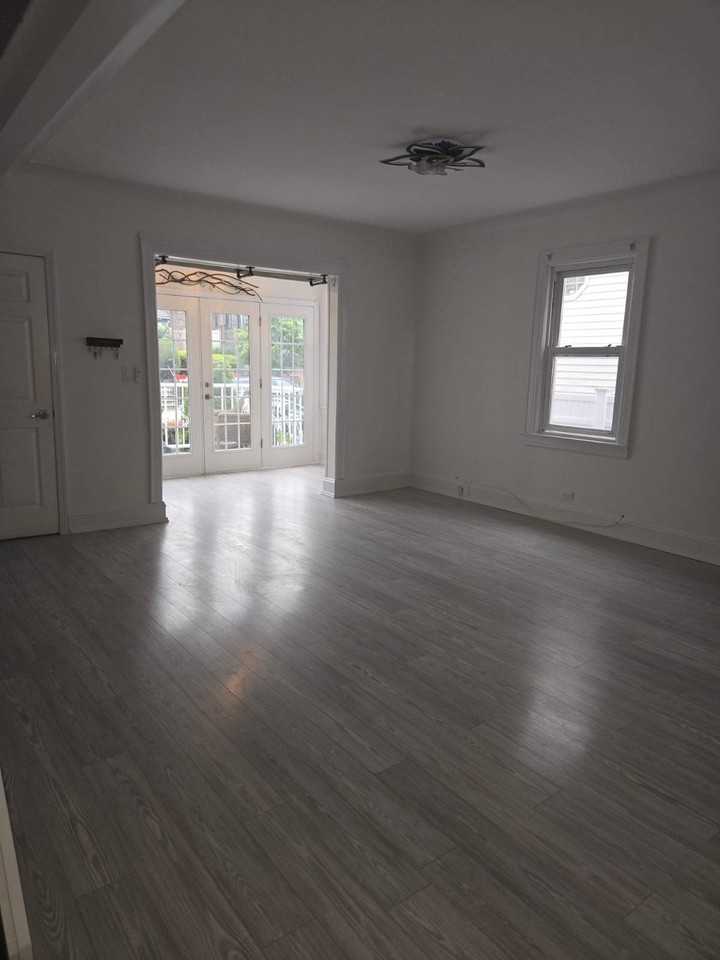 73rd Street & 21st Ave - Photo 7 of 41