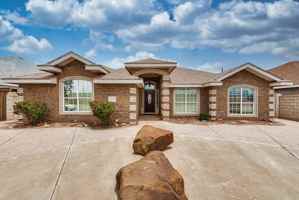 featured image of 3316 Sagemont Dr