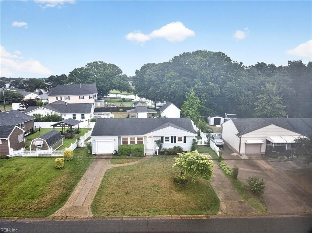 8516 Halprin Dr - Photo 3 of 26