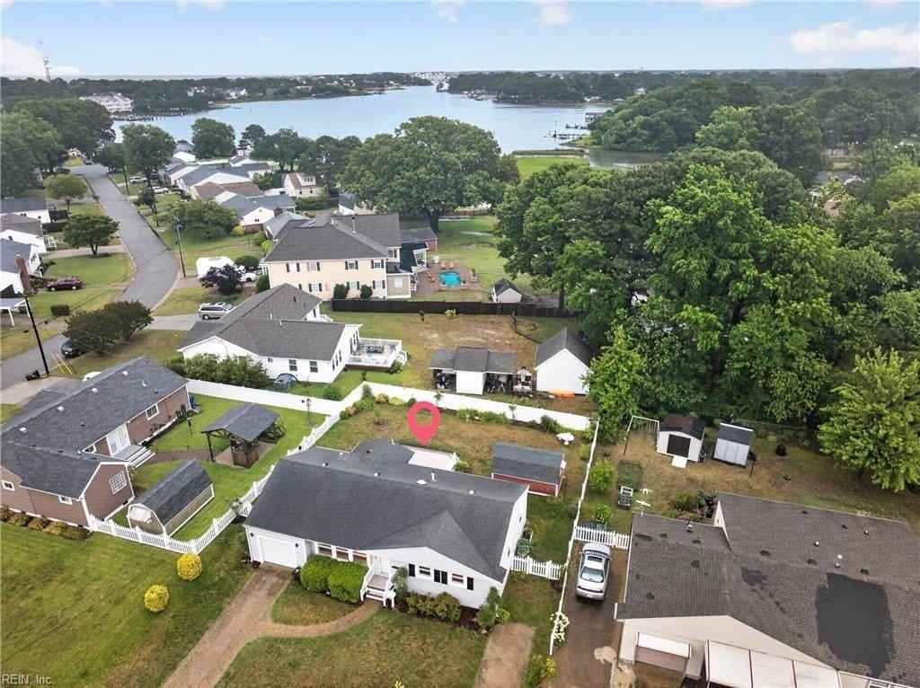 8516 Halprin Dr - Photo 4 of 26