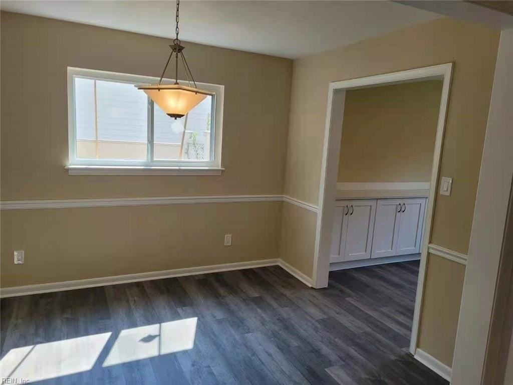 3632 Silina Dr - Photo 5 of 36