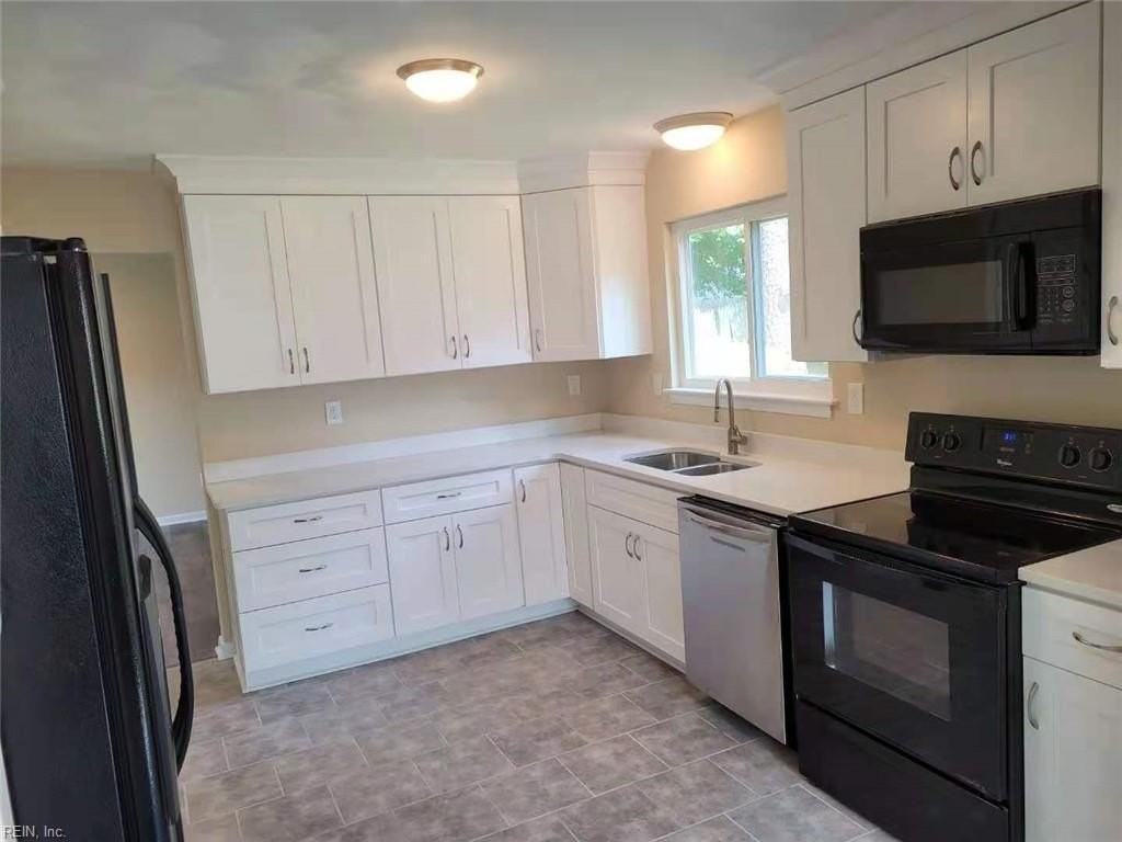 3632 Silina Dr - Photo 6 of 36