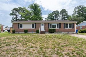 featured image of 1217 Lakeview Dr