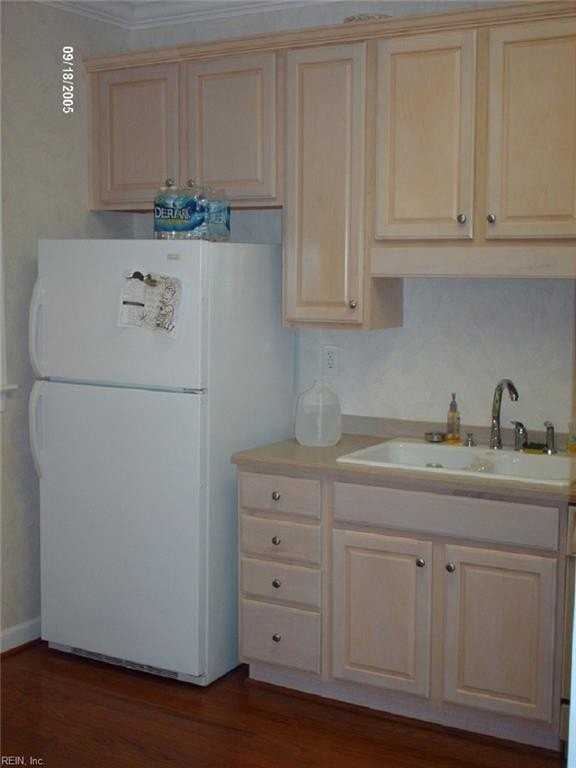 400 Rudee Point Rd #206 - Photo 7 of 27