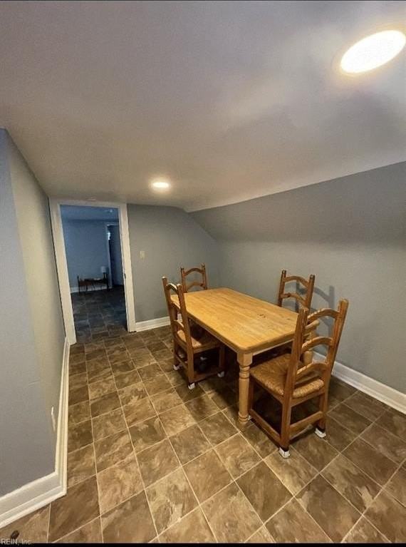3541 Chesapeake Blvd - Photo 2 of 13