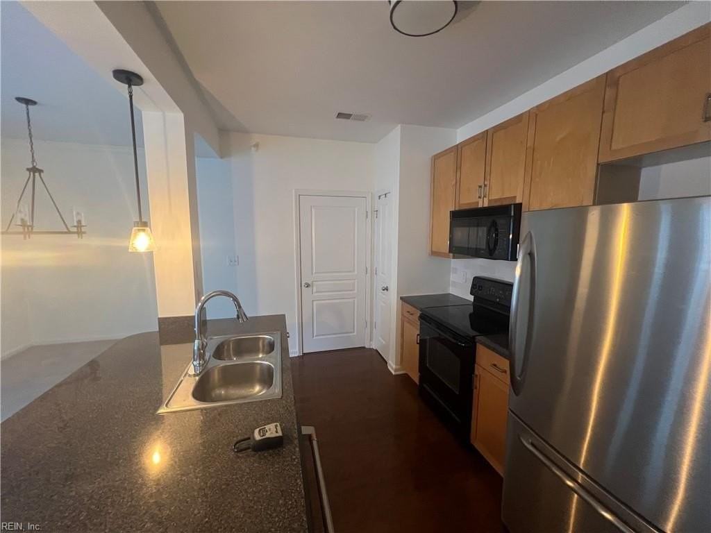 1400 Granby St #421 - Photo 5 of 23