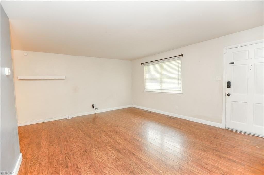 3424 Rainey Rd - Photo 6 of 29