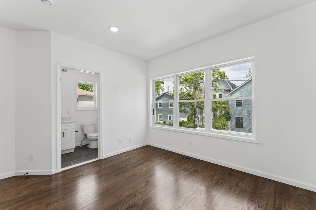 910 Bergen StreetUnit 1 #1 - Photo 7 of 11