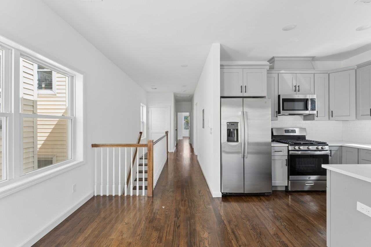 910 Bergen StreetUnit 2 #2 - Photo 6 of 11