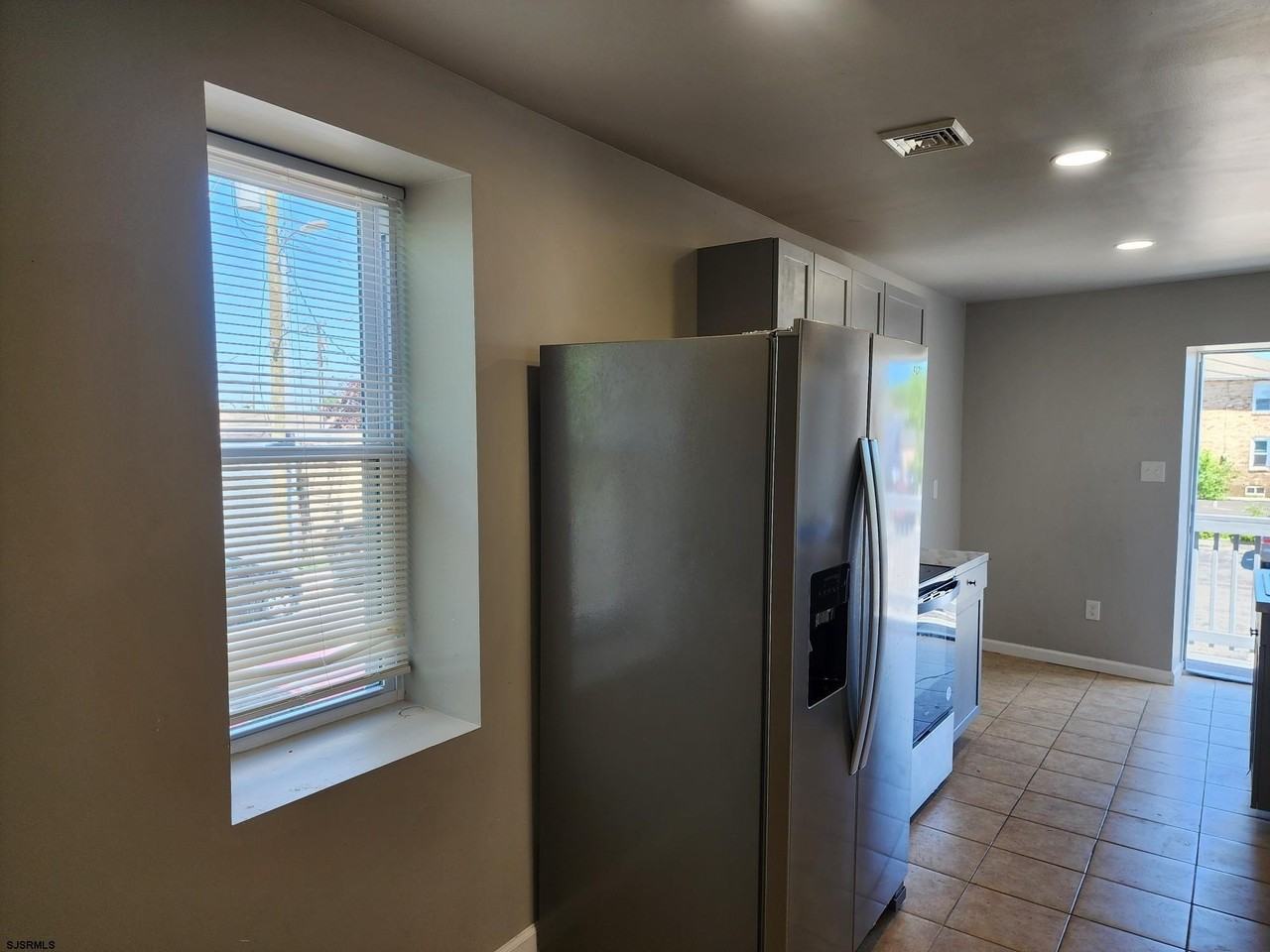 118 S Main St #201 - Photo 7 of 15