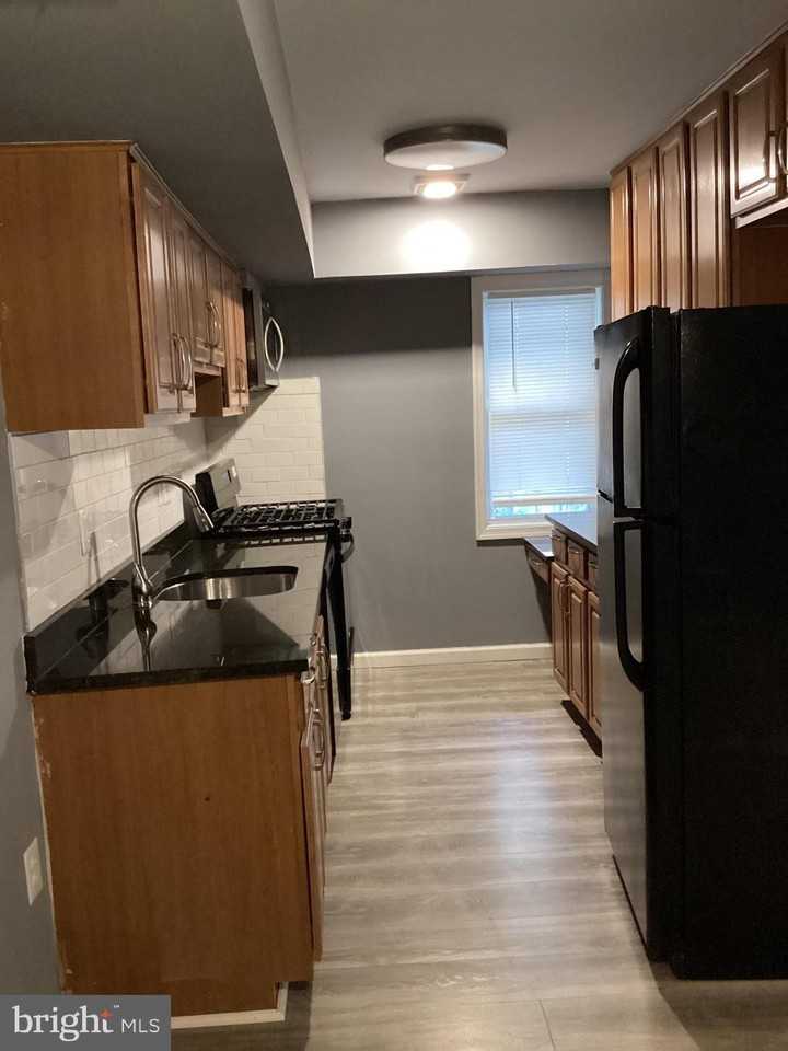 5005 D St Se #104 - Photo 5 of 16