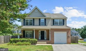 featured image of 132-B Pineview Ave
