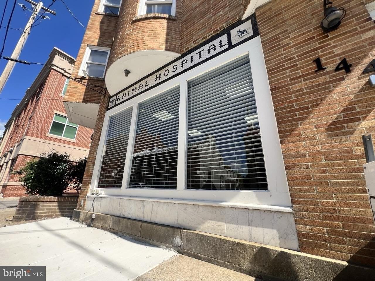 144 W Patrick St #6 - Photo 2 of 16