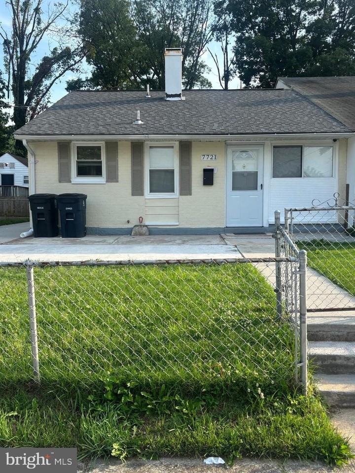 7721 Bender Rd - Photo 2 of 38