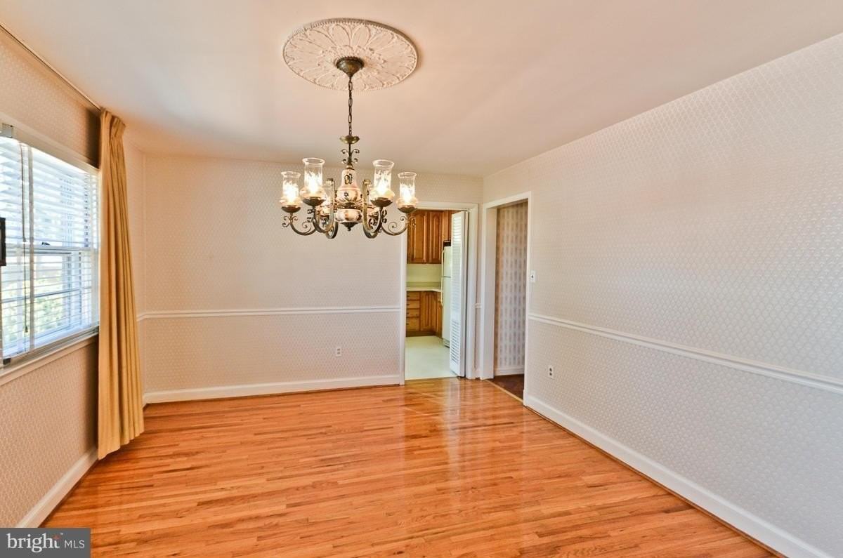 100 Mel Mara Dr - Photo 6 of 33