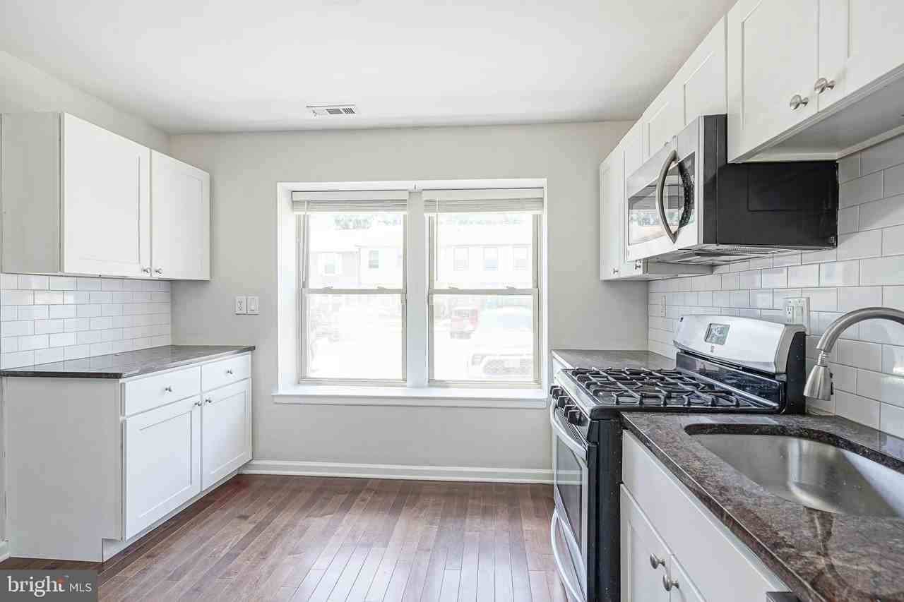 2205 Elberta Ln - Photo 5 of 26