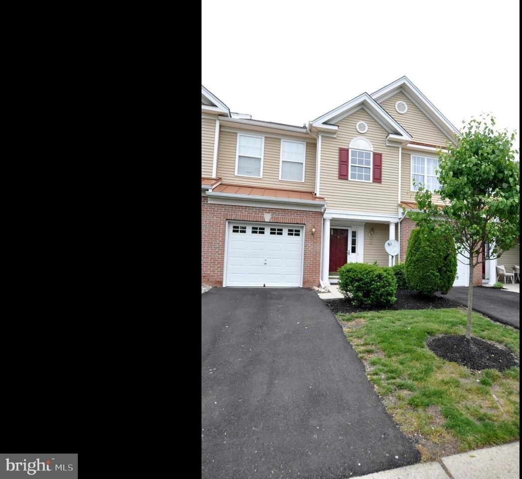 328 Helen Dr - Photo 2 of 27