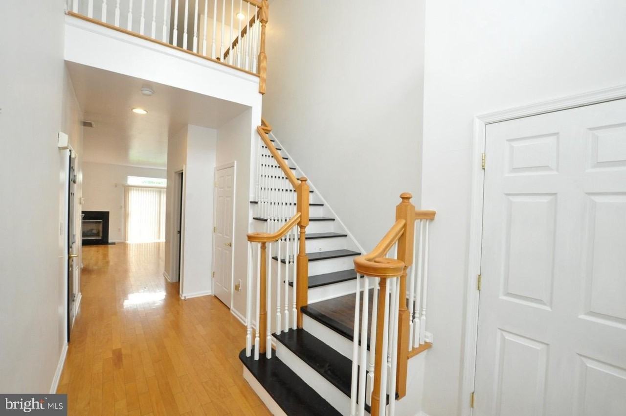 328 Helen Dr - Photo 3 of 27