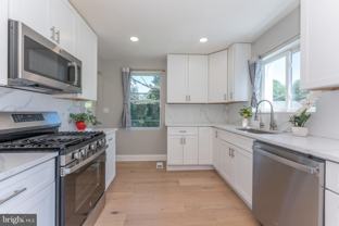 75 Reeder Ave - Photo 1 of 1