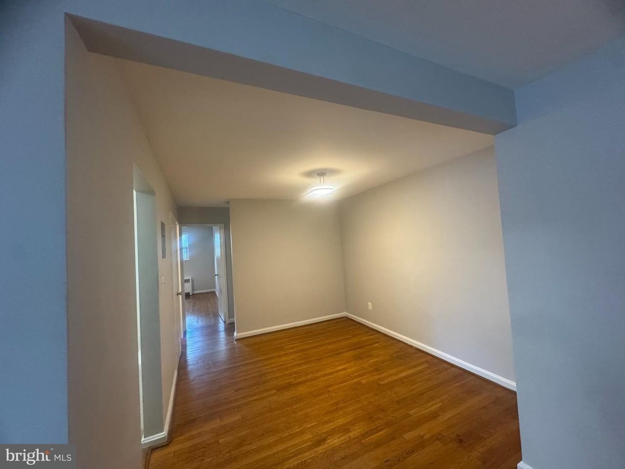 500 S Courthouse Rd #9 - Photo 5 of 18