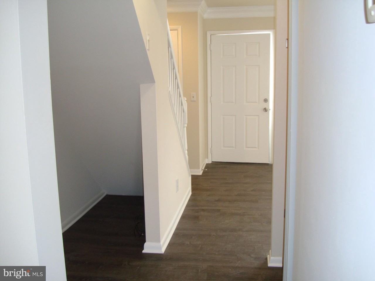 204 Cameron St - Photo 7 of 27
