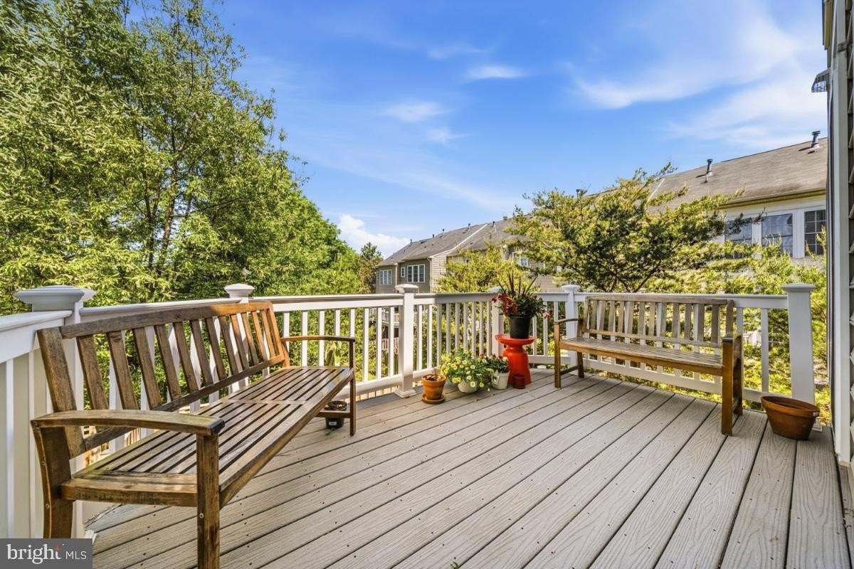 8058 Samuel Wallis St - Photo 5 of 29
