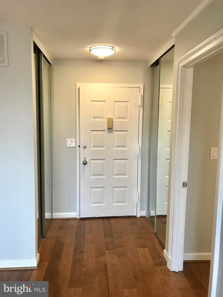 8350 Greensboro Dr #803 - Photo 3 of 26