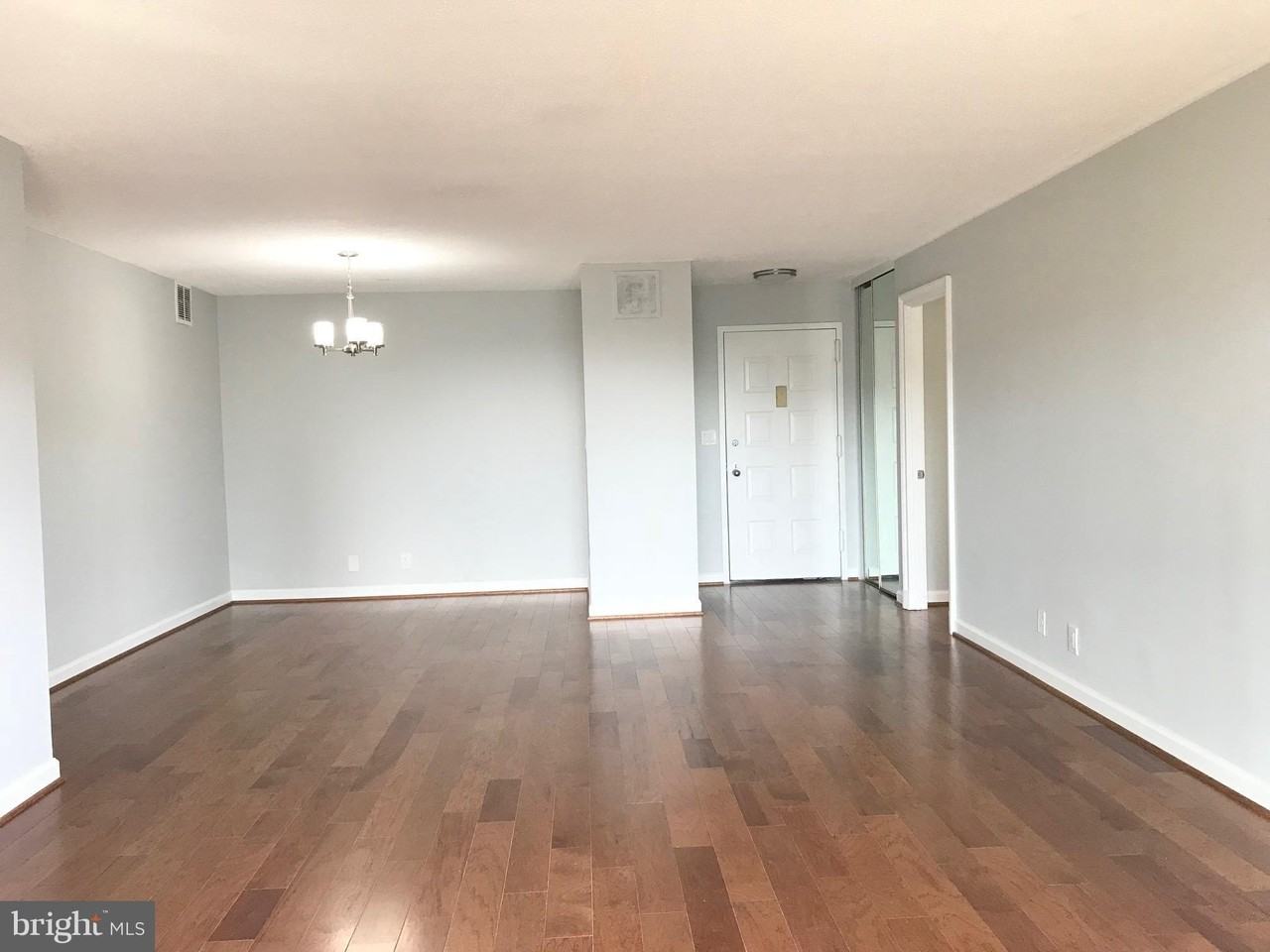 8350 Greensboro Dr #803 - Photo 4 of 26