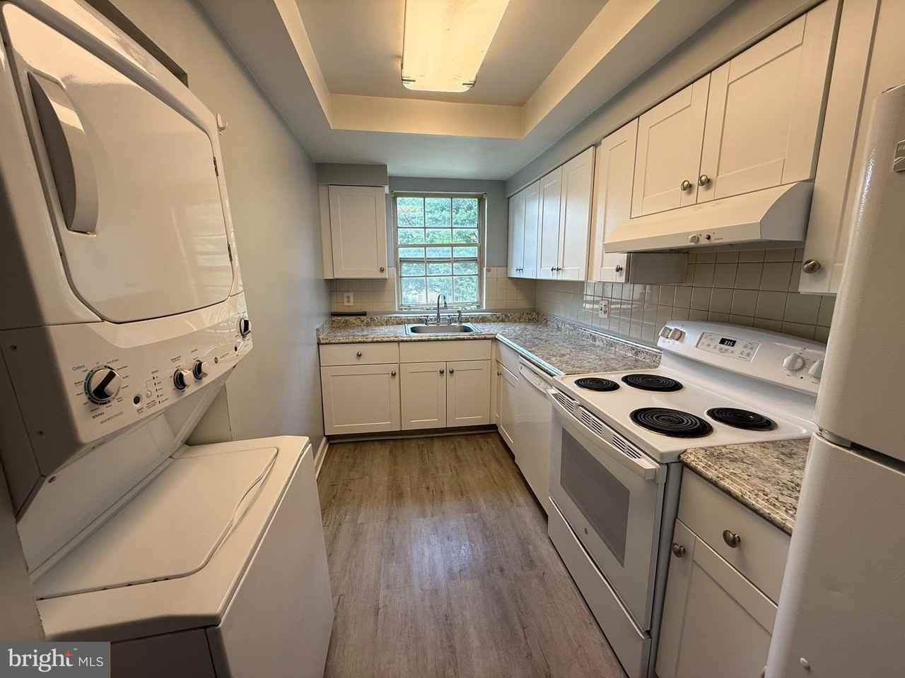 2910 Willston Pl #202 - Photo 4 of 8