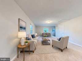 featured image of 204 Stratford Ave