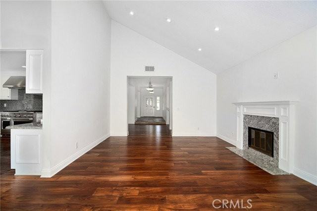307 Koch Ave - Photo 2 of 8