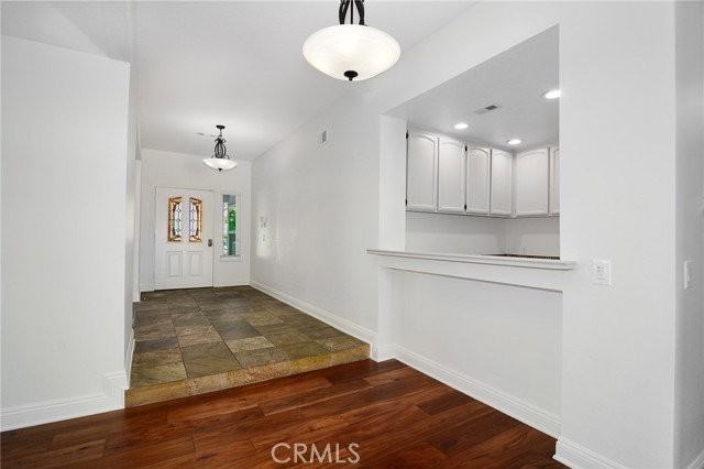 307 Koch Ave - Photo 5 of 8