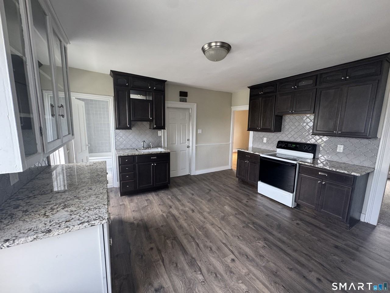 299 High St Apt 2nd - Photo 5 of 14