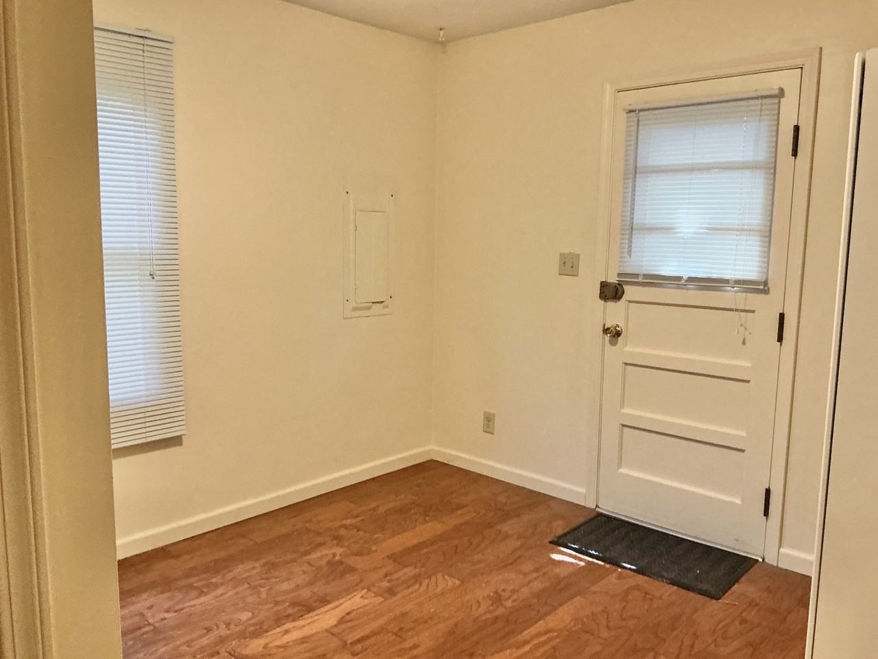 2209 Grange Cir - Photo 7 of 18