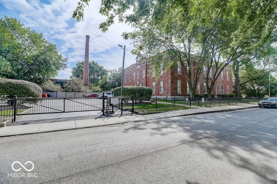 714 Buchanan St ##18